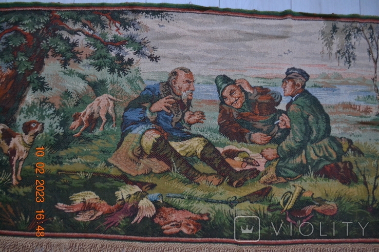 Tapestry "Hunters at Rest". Vintage. Production of GDRs. USSR. Size 154x63(70) cm. No1, photo number 6