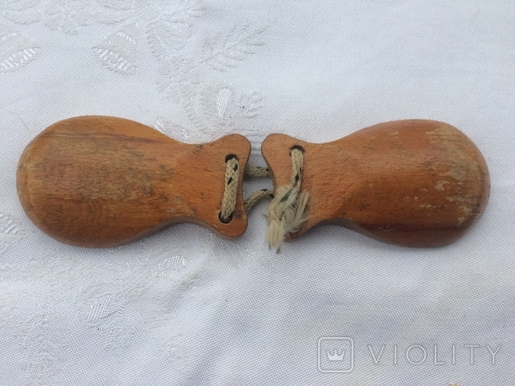 32.2. Wooden castanets, early 1960s, photo number 4