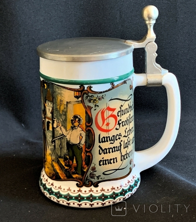 Vintage beer mug "Christmas Carolers" France