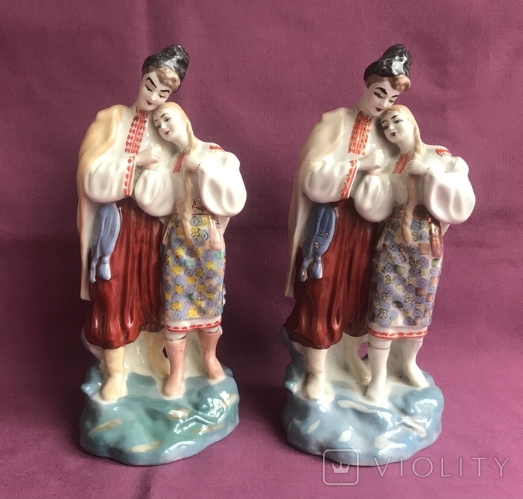 Figurines May night. Couple. Porcelain, captivity. Porcelain.