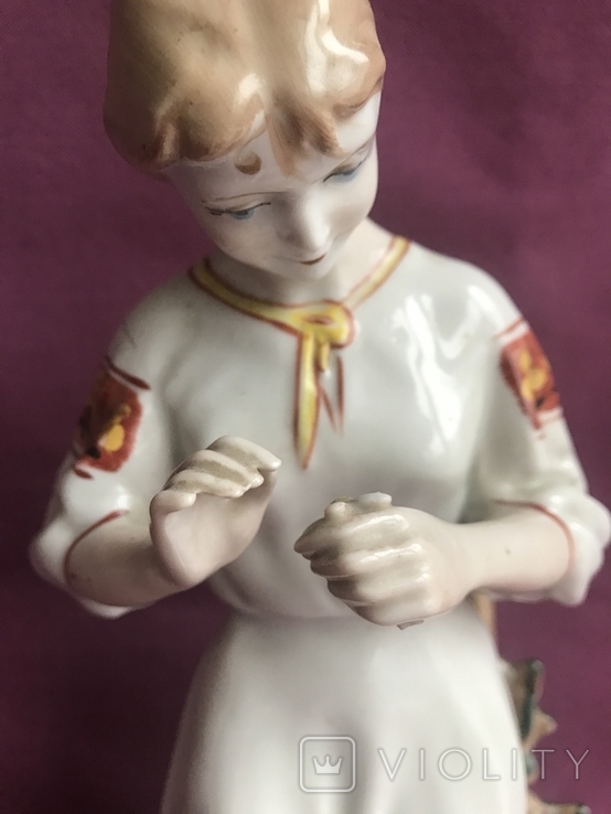 Statuette of Viper. Porcelain, captivity. Porcelain., photo number 4