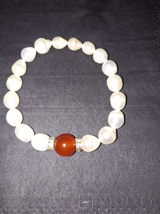 Bracelet made of natural pearls