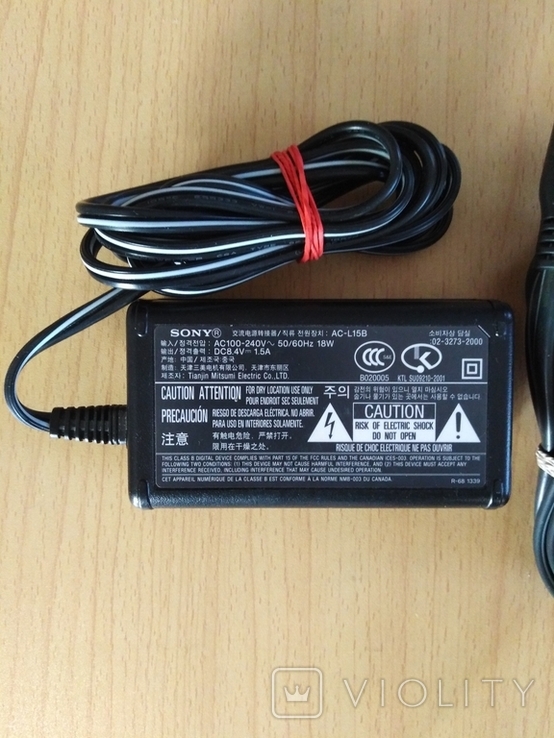 Сетевой адаптер Sony AC-L15B/8,4V, фото №4