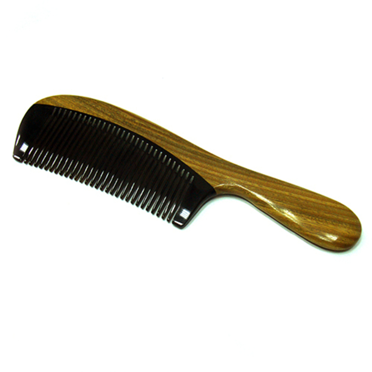 Расческа для волос из сандалового дерева