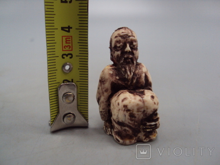 Figure netsuke bone mammoth tusk miniature japanese sage elder sitting 3.9 cm weight 15.98 g, photo number 3