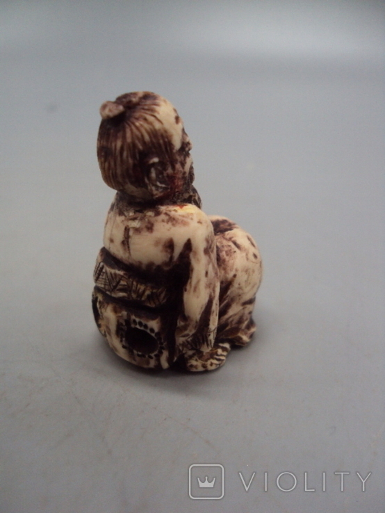 Figure netsuke bone mammoth tusk miniature japanese sage elder sitting 3.9 cm weight 15.98 g, photo number 7