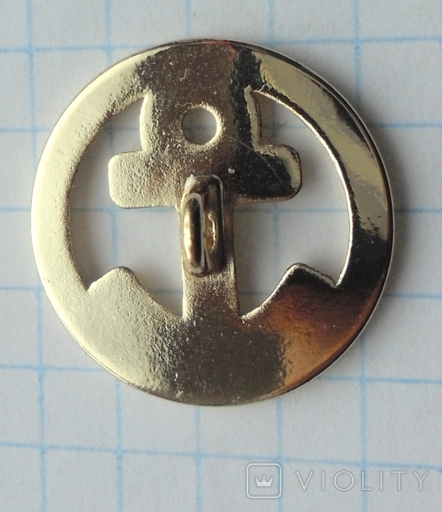 Button with anchor, photo number 5