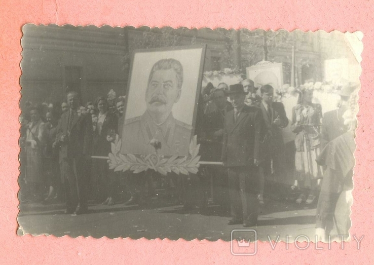 1953 Kiev demonstration portrait of Stalin, photo number 2