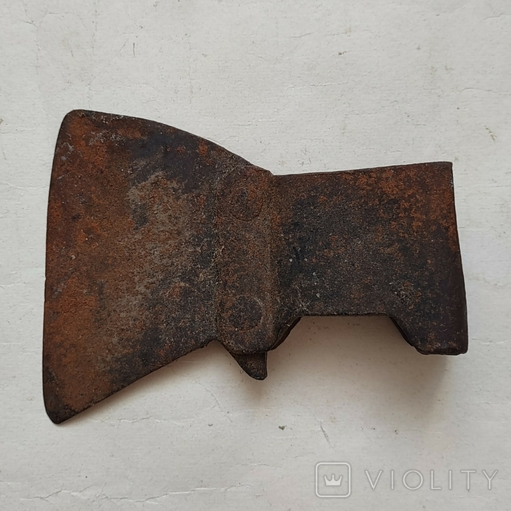 Small axe