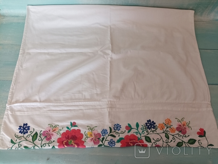 Pillowcase with embroidery
