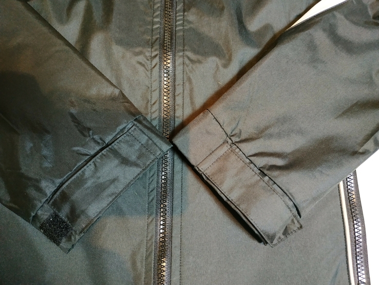 Куртка жіноча легка. Вітровка MAUI р-р 36, фото №8