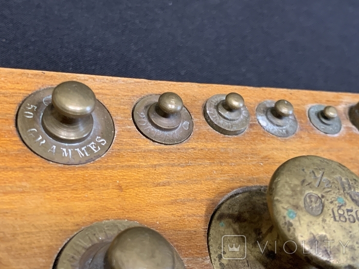 Antique jewelry, pharmacy and rare weights for weighing coins, bronze Europe, photo number 5