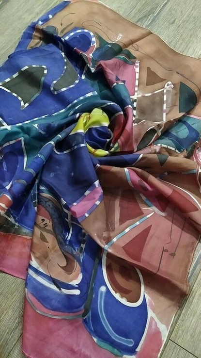 Большой легкий шелковый платок стиле picasso,натуральный шелк, ручная роспись,роуль, numer zdjęcia 3