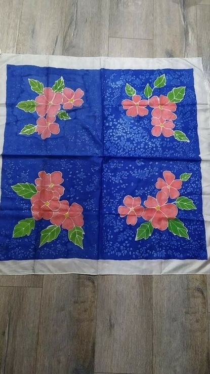 Индия!большой легкий сине белый платок с коралловыми цветами, натуральный шелк, ручная рос, фото №3