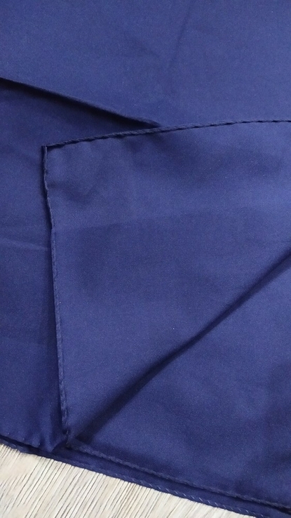 Италия большой темно синий однотонный платок, роуль,новый, фото №6