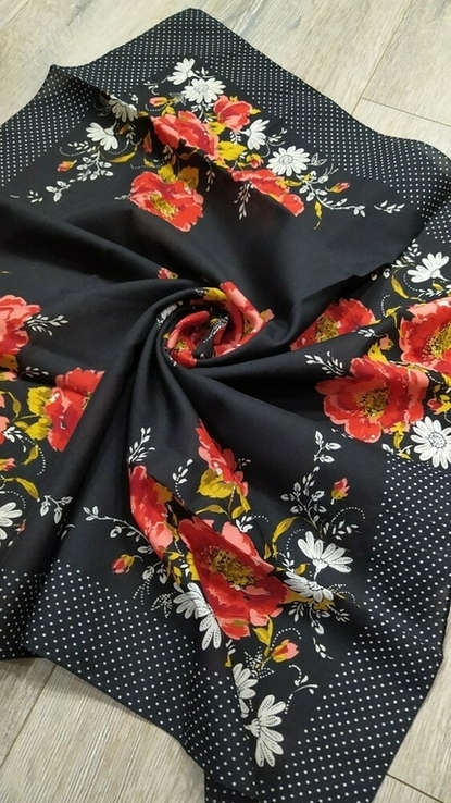 Италия!большой черный платок скоралловыми цветами,новый, photo number 2