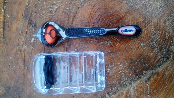 Станок + бритва Gillette. С набора BRAUN., numer zdjęcia 6