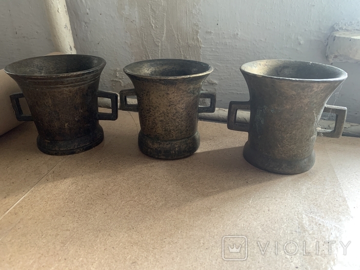 Three mortars with handles without pestles, photo number 2