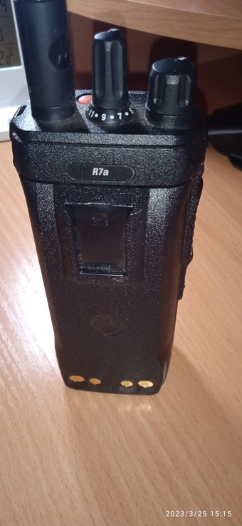 Рация Motorola R7a