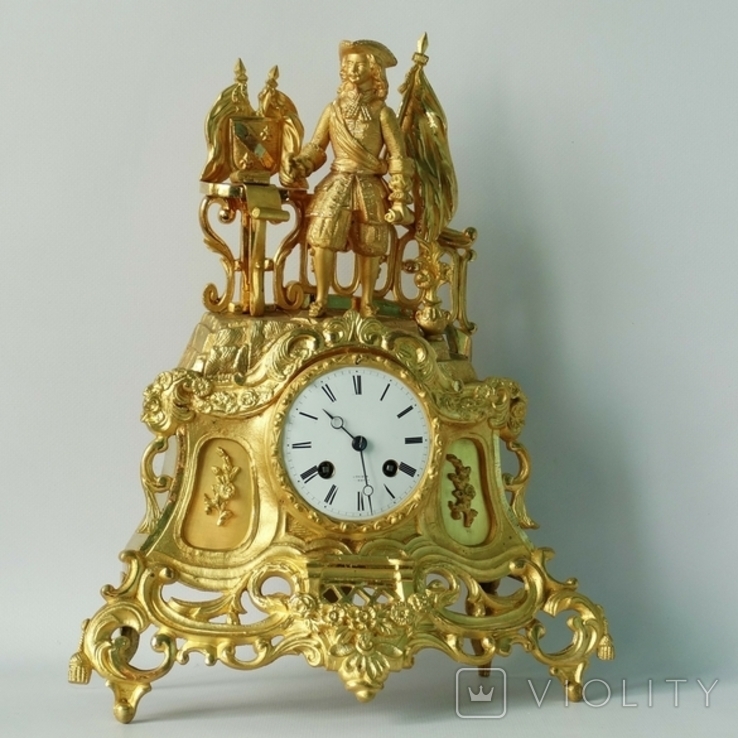 Камінний бронзовий годинник в розкішній позолоті з королем Людовіком XIV, фото №13