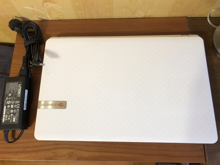 Ноутбук Packard Bell 17,3" i3-2370M/4gb/HDD 500GB/Intel 3000, фото №2