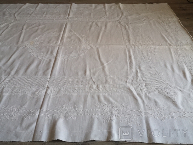 Tablecloth on the Art Deco table (video), photo number 6