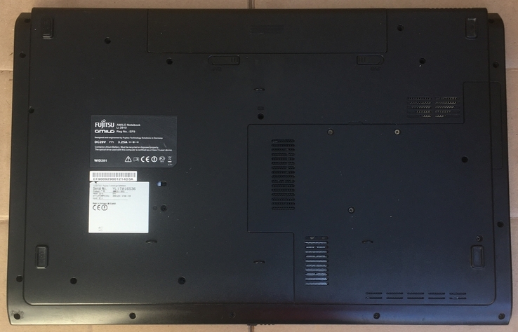 Ноутбук Fujitsu Amilo Li 3910 Core2 Duo T7500 RAM 4Gb HDD 250Gb Intel GMA 4500M, numer zdjęcia 4