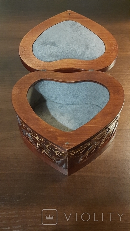 Interesting heart box with a flower, photo number 5