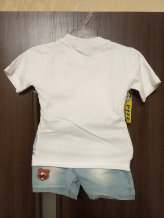 Костюмчик (футболка и шорты) на мальчика на 1 год, новый, numer zdjęcia 3