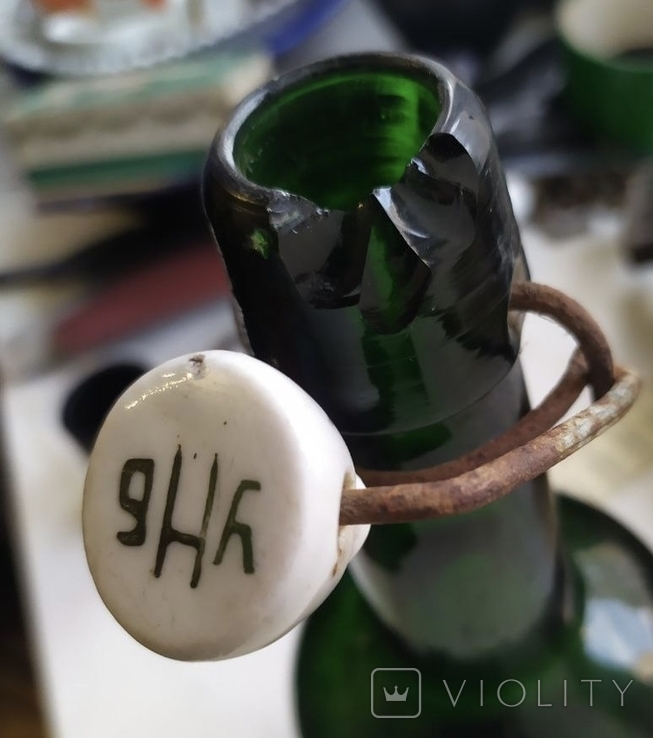 Бутылка пиво новая Бавария с керамической крышкой, фото №11