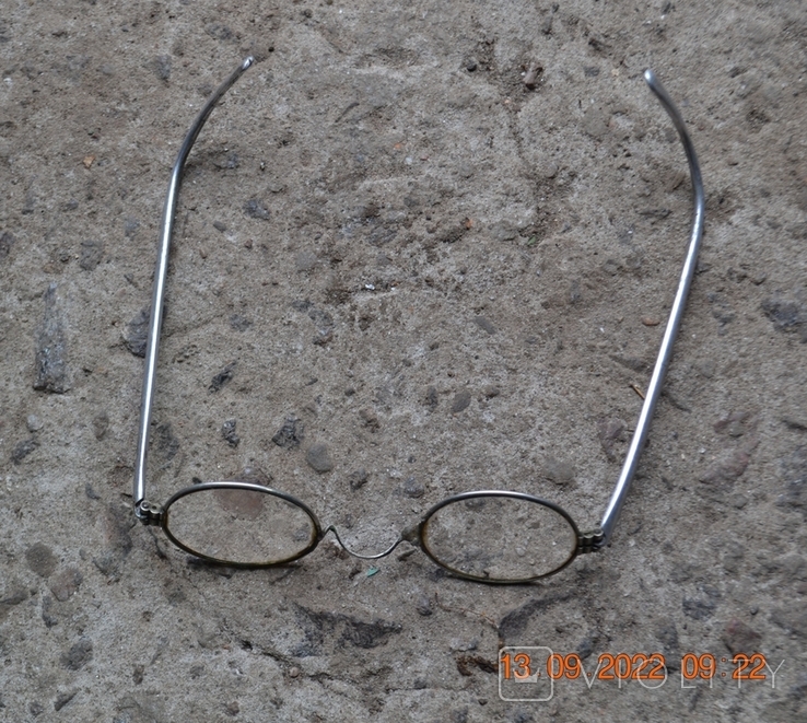 Pince-nez. Antique aluminum glasses. Pre-revolutionary or 1930-50s Diameter 4x3 cm., photo number 5
