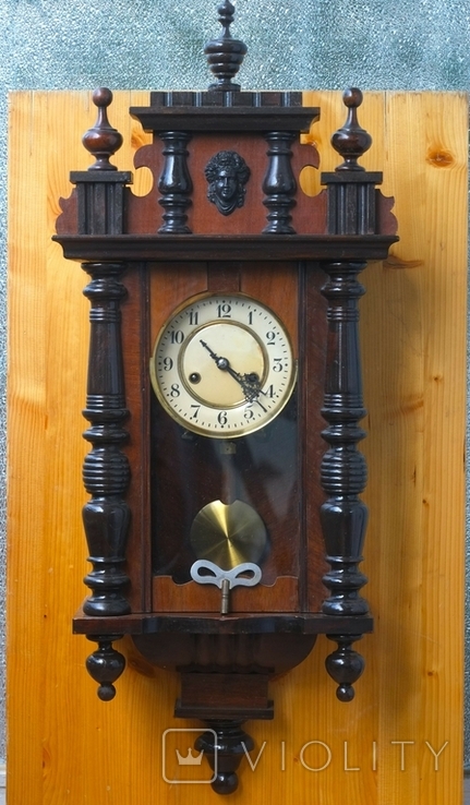 Wall clock with a chime of the 1900s, working, on the go., photo number 2