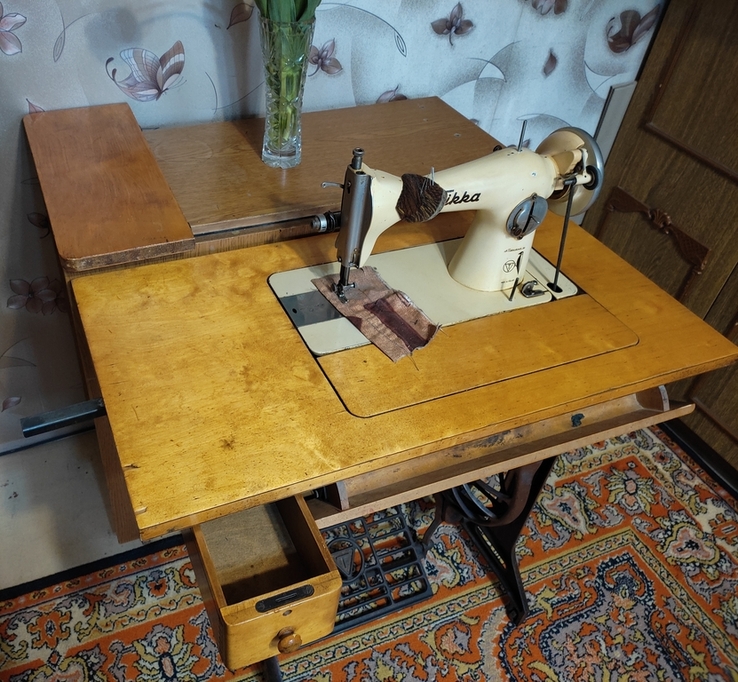 Швейная машинка Tikka Финляндия, фото №3
