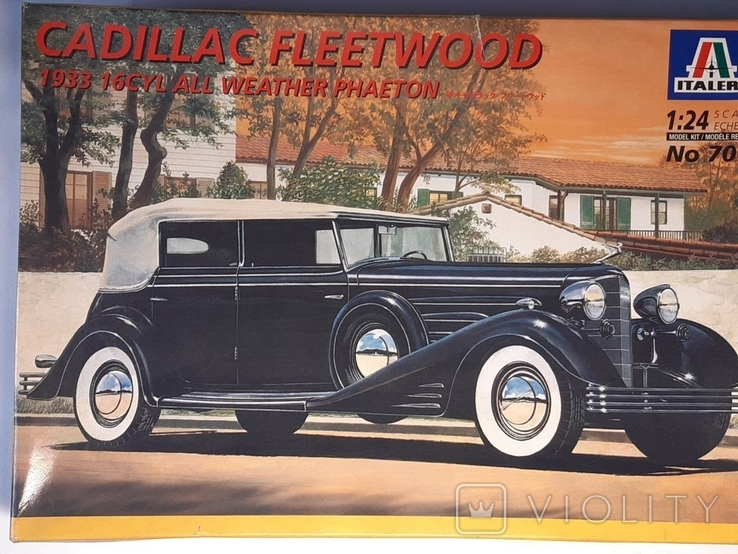 Italeri 3706 - Cadillac Fleetwood 1933 16cyl all weather phaeton, photo number 2