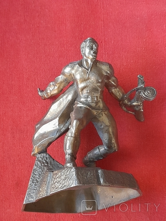 Bronze statuette "Attacking Soldier" ("Warrior-Liberator") Production: "ChSY" / "NIMOR", photo number 2