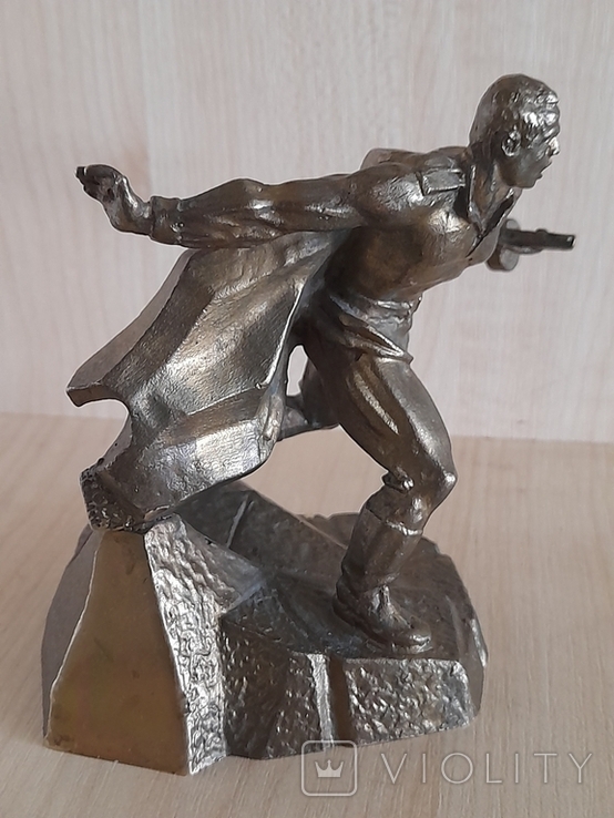 Bronze statuette "Attacking Soldier" ("Warrior-Liberator") Production: "ChSY" / "NIMOR", photo number 7