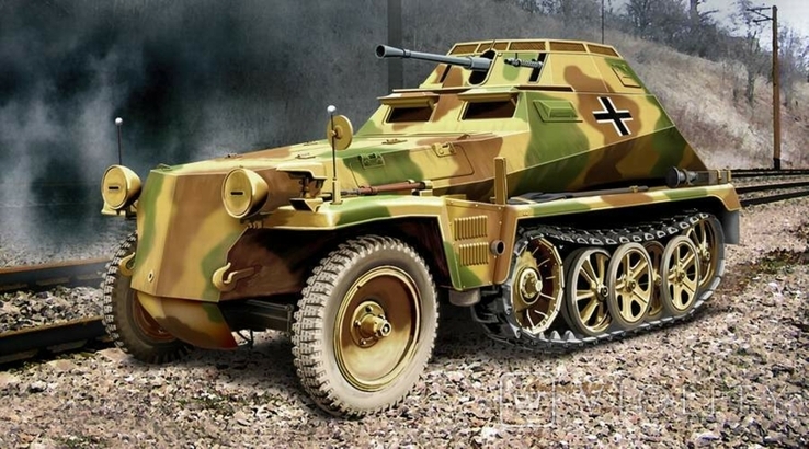 ACE 72247 German armored personnel carrier Sd.Kfz.250/9 1/72