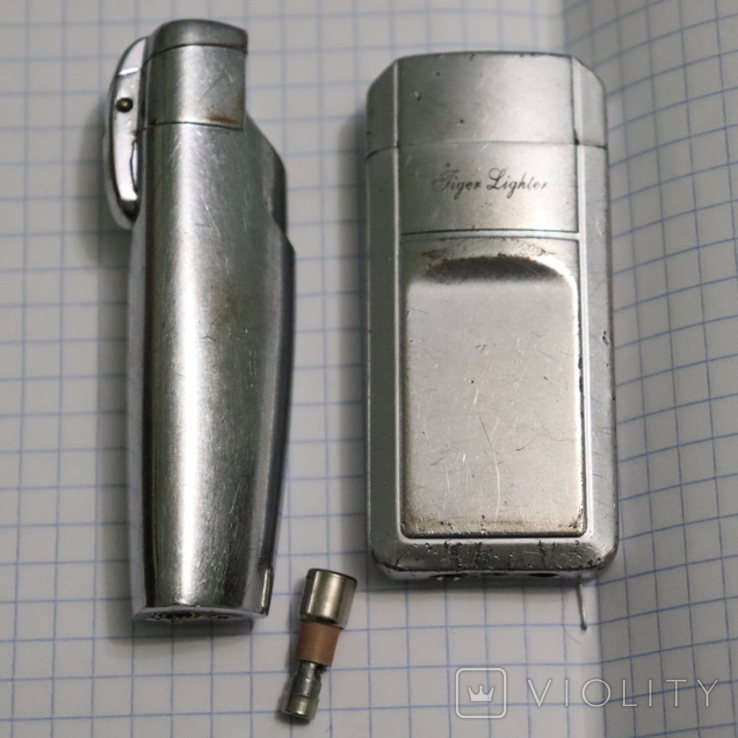 Two lighters, photo number 2