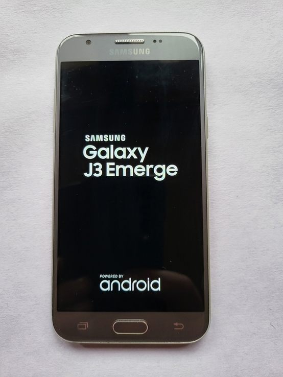 Galaxy J3 Emerge, photo number 2