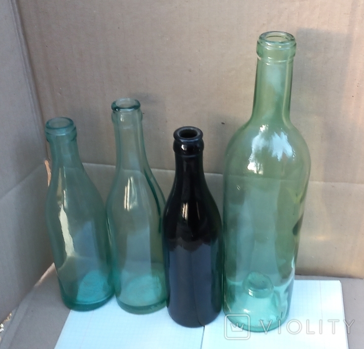 Lot of bottles from the dugout, photo number 9