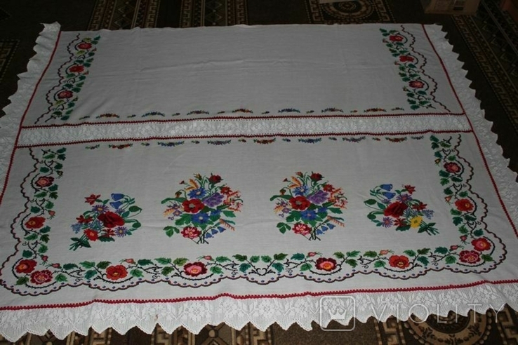 Old embroidered bedspread., photo number 3