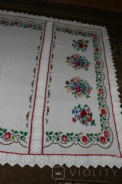 Old embroidered bedspread., photo number 4
