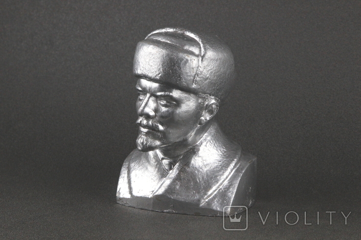 Bust of Lenin in a hat (N. Baganov, 1982), photo number 5
