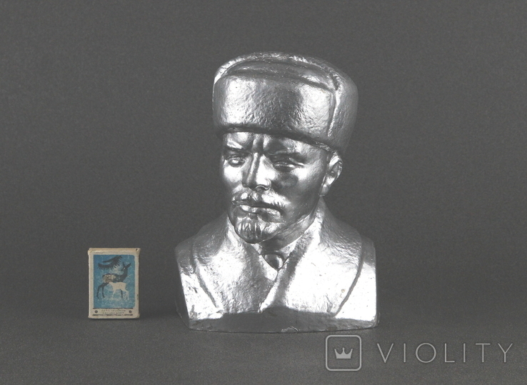 Bust of Lenin in a hat (N. Baganov, 1982), photo number 13