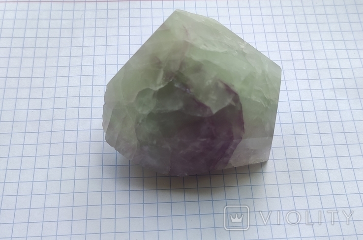 Polychrome fluorite weighing 218 grams, photo number 4