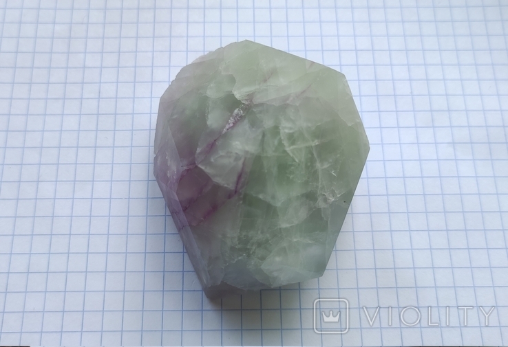 Polychrome fluorite weighing 218 grams, photo number 5