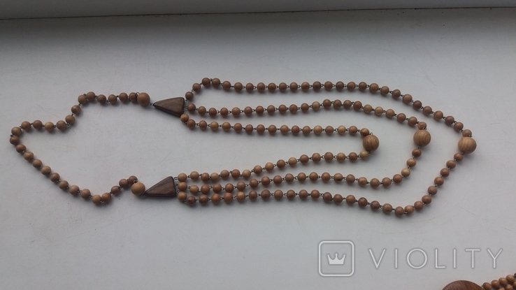 A set of necklaces with pendants made of wood., photo number 6