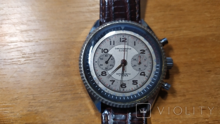 Suisse Chronograph 17 Jewels - on precision and fully serviceable