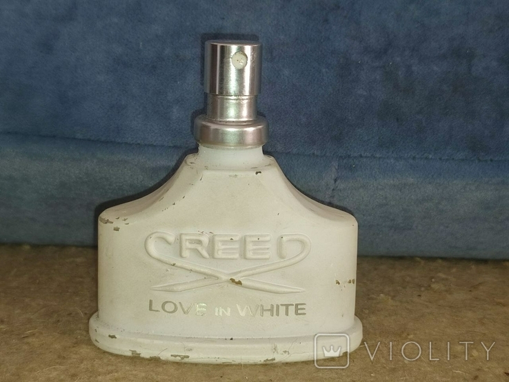 Creed love in white