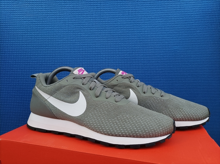 Nike MD Runner 2 - Кросівки Оригінал (41/26.5), numer zdjęcia 4